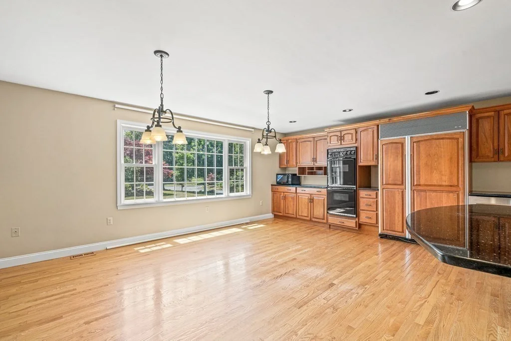 5 bed, 4+ bath apartment for rent at 4 Farm Rd, Lexington — photo 16 of 42