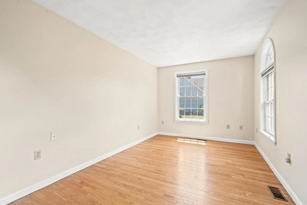 5 bed, 4+ bath apartment for rent at 4 Farm Rd, Lexington — photo 19 of 42