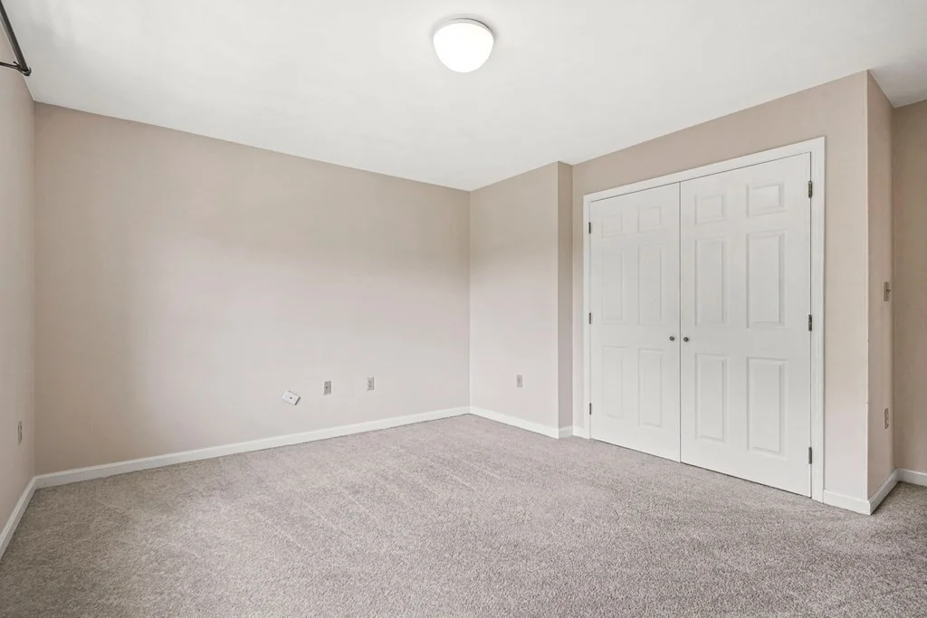 5 bed, 4+ bath apartment for rent at 4 Farm Rd, Lexington — photo 29 of 42