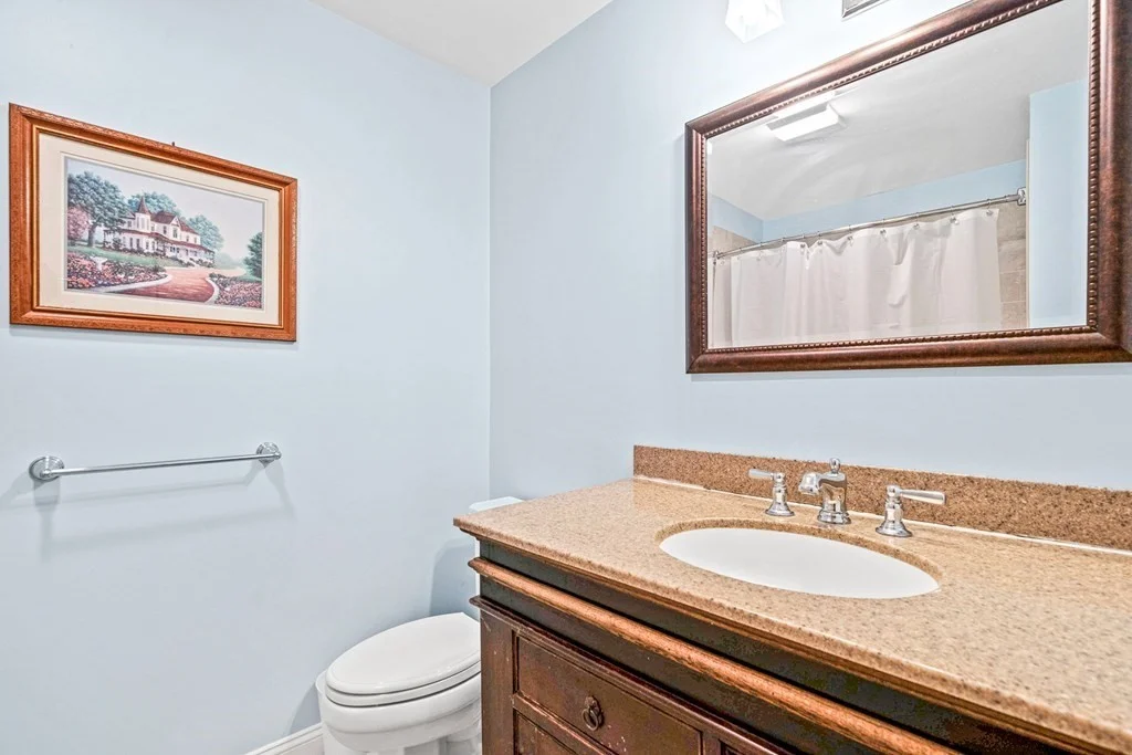 5 bed, 4+ bath apartment for rent at 4 Farm Rd, Lexington — photo 30 of 42
