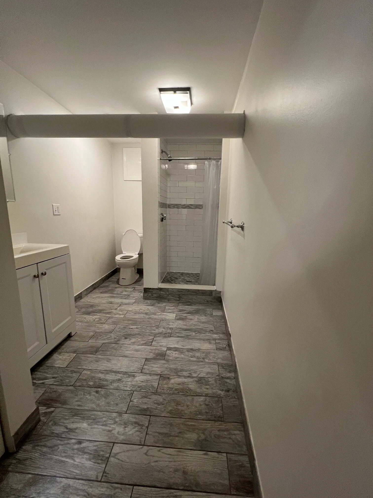 5 bed, 2 bath apartment for rent at 4 Farrington Ave Unit 1, Allston — photo 12 of 20