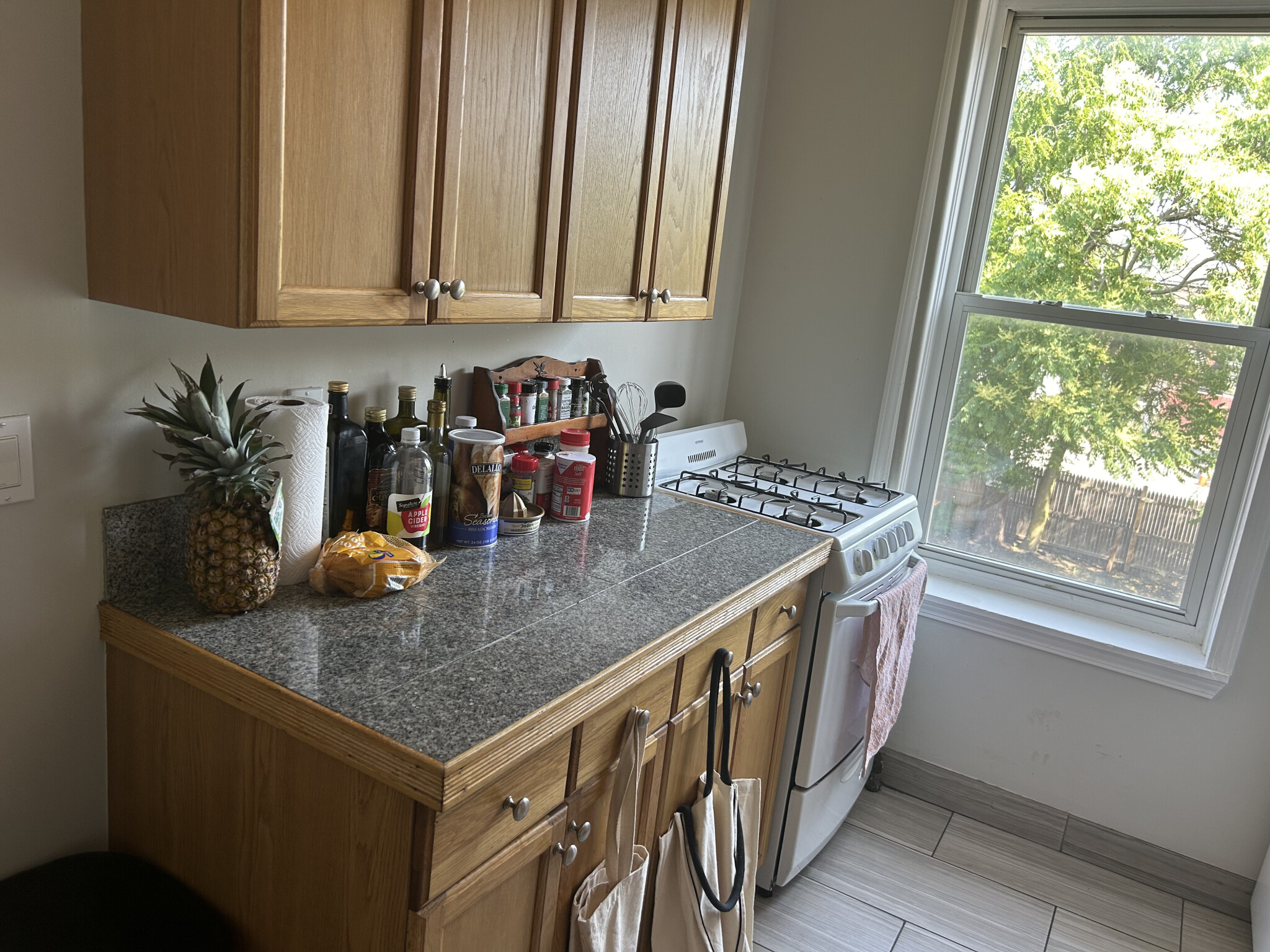 3 bed, 1 bath apartment for rent at 4 Farrington Ave Unit 3, Allston — photo 19 of 45