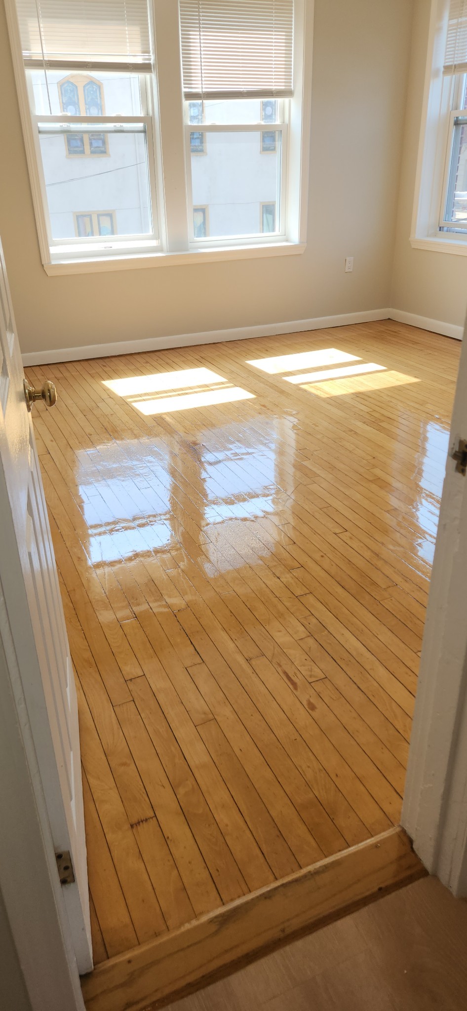 3 bed, 1 bath apartment for rent at 4 Farrington Ave Unit 3, Allston — photo 15 of 45