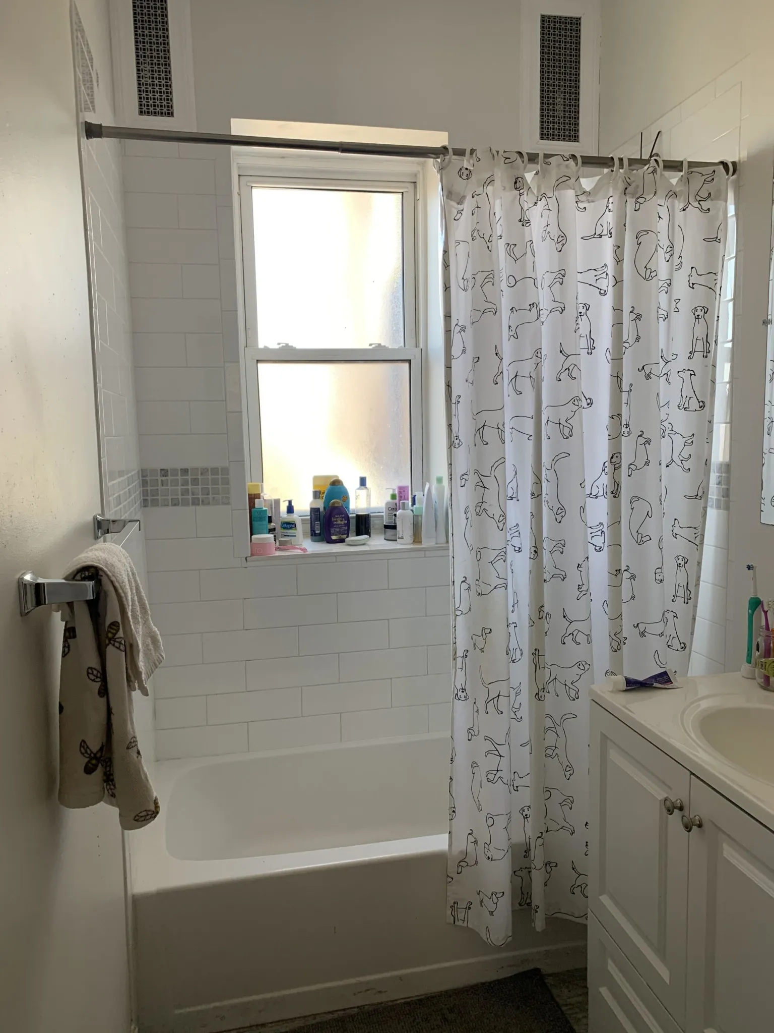 3 bed, 1 bath apartment for rent at 4 Farrington Ave Unit 5, Allston — photo 32 of 40