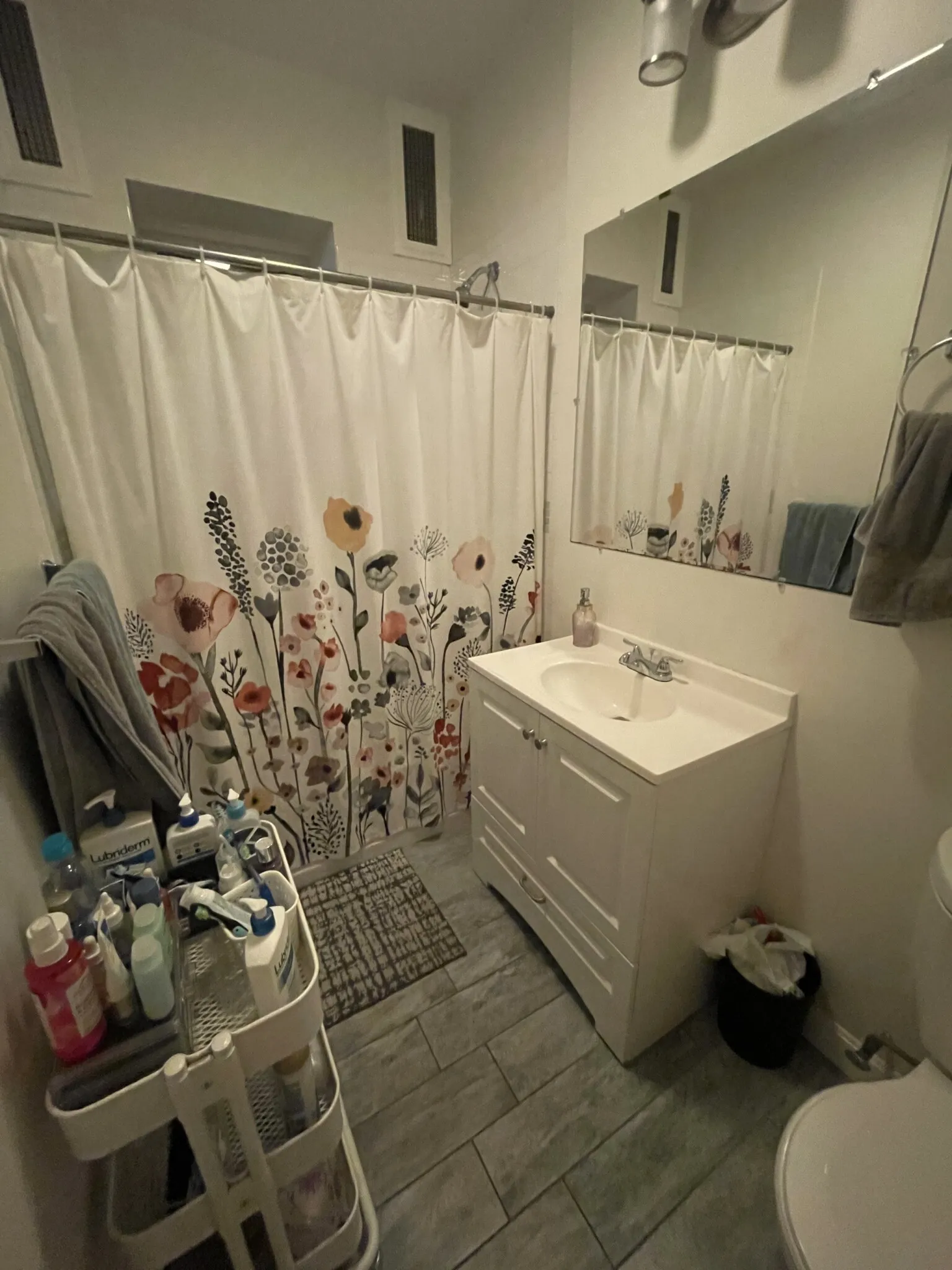 3 bed, 1 bath apartment for rent at 4 Farrington Ave Unit 5, Allston — photo 25 of 40