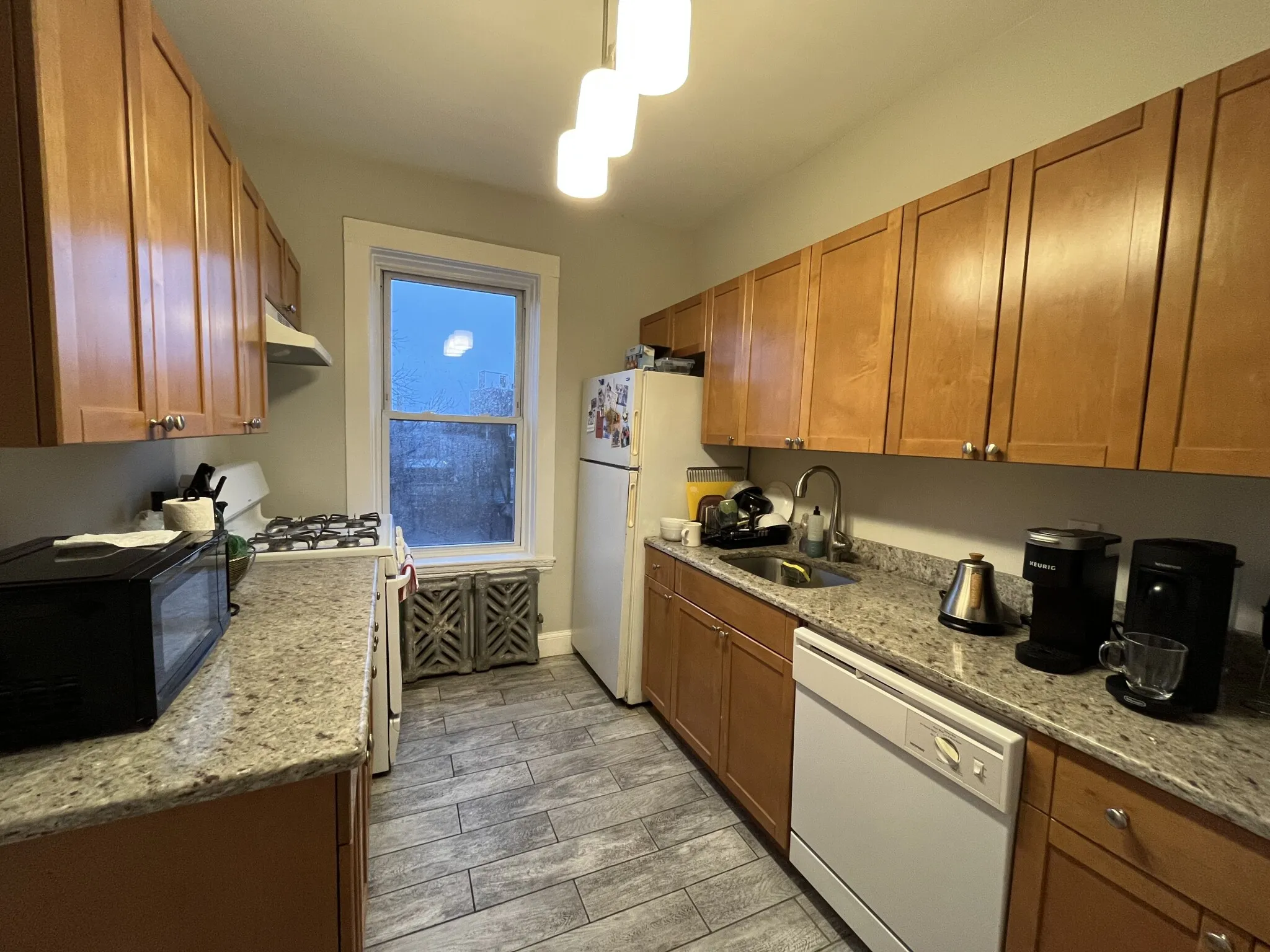 3 bed, 1 bath apartment for rent at 4 Farrington Ave Unit 5, Allston — photo 18 of 40