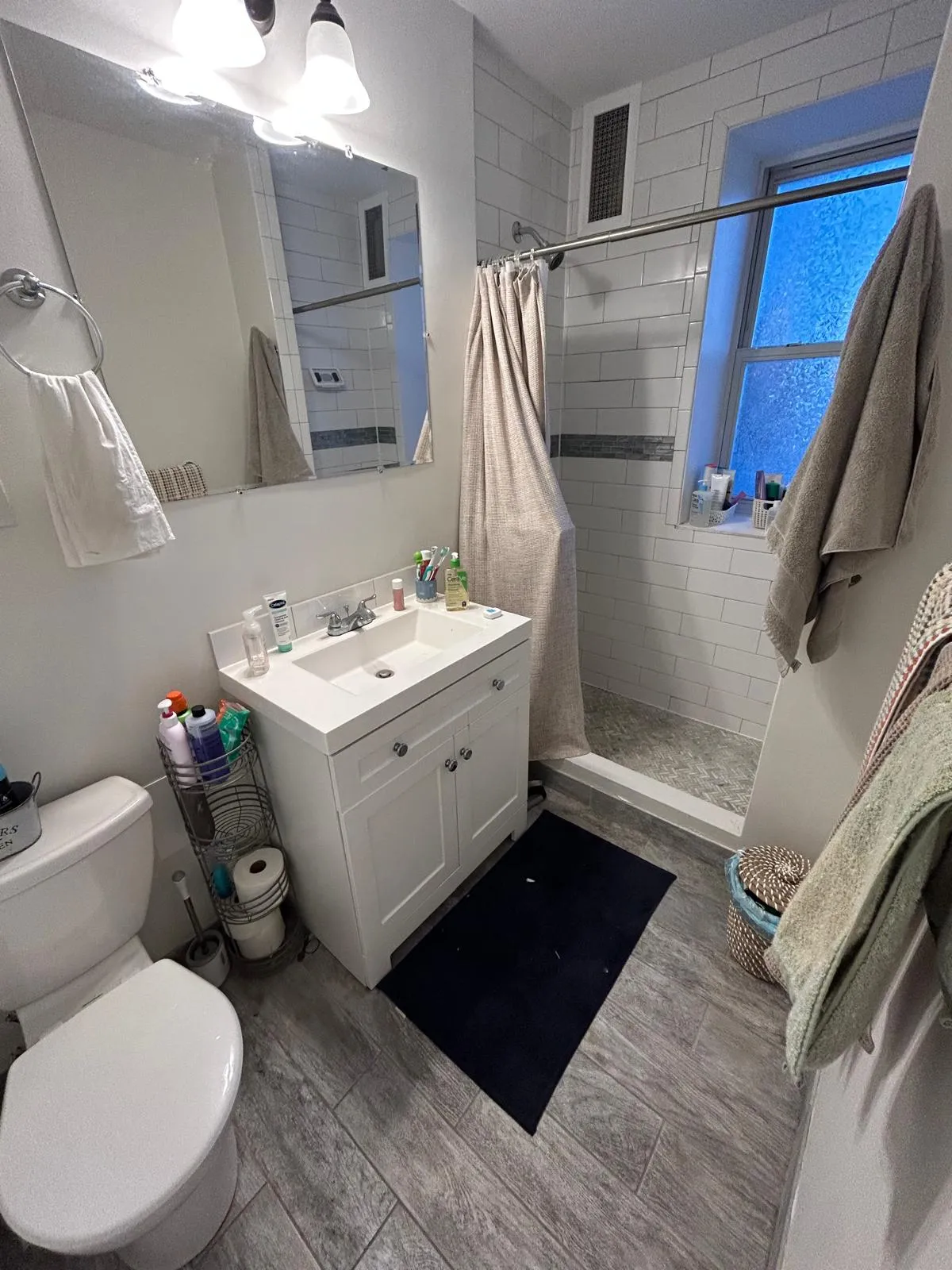 3 bed, 1 bath apartment for rent at 4 Farrington Ave Unit 6, Allston — photo 2 of 29