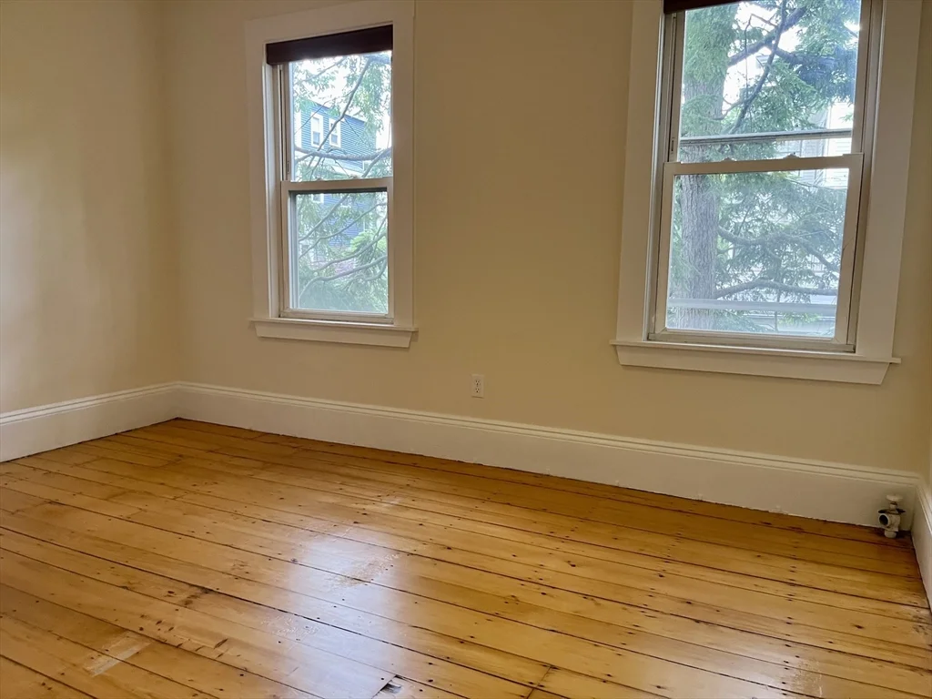 3 bed, 1 bath apartment for rent at 4 Fayette Park Unit 2, Harvard Square — photo 12 of 13