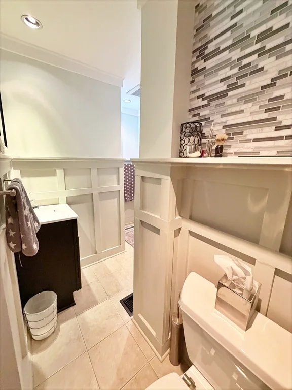 1 bed, 1 bath apartment for rent at 4 Foam St Unit 4, Point Shirley — photo 8 of 21