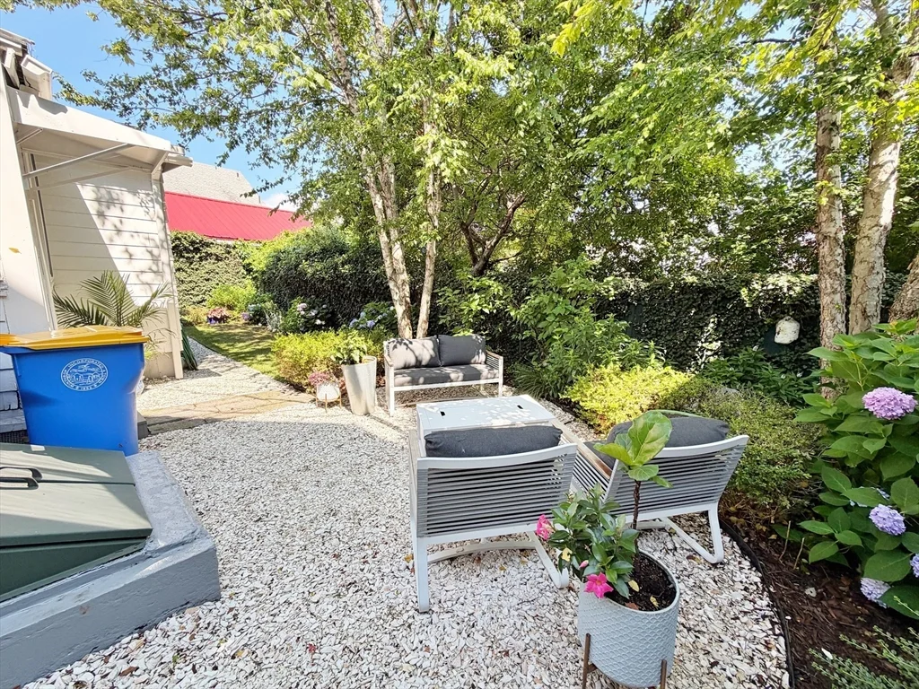 1 bed, 1 bath apartment for rent at 4 Foam St Unit 4, Point Shirley — photo 13 of 21
