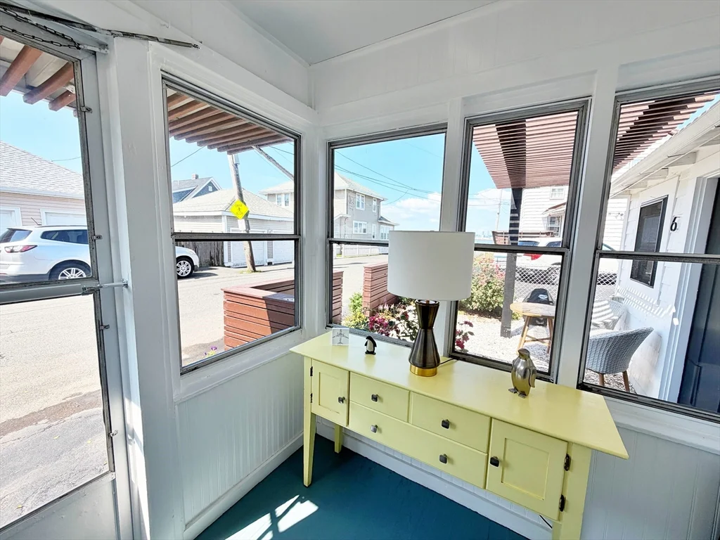 1 bed, 1 bath apartment for rent at 4 Foam St Unit 4, Point Shirley — photo 15 of 21