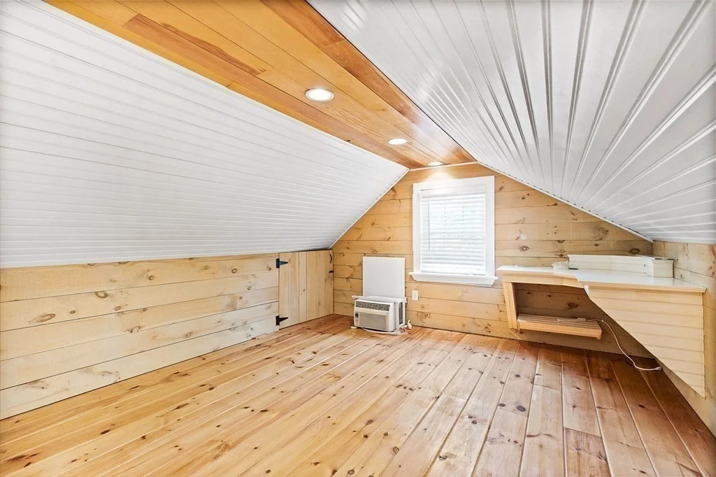 2 bed, 1 bath apartment for rent at 4 Forget Me Not Ln Unit 2, Hingham Center — photo 10 of 11