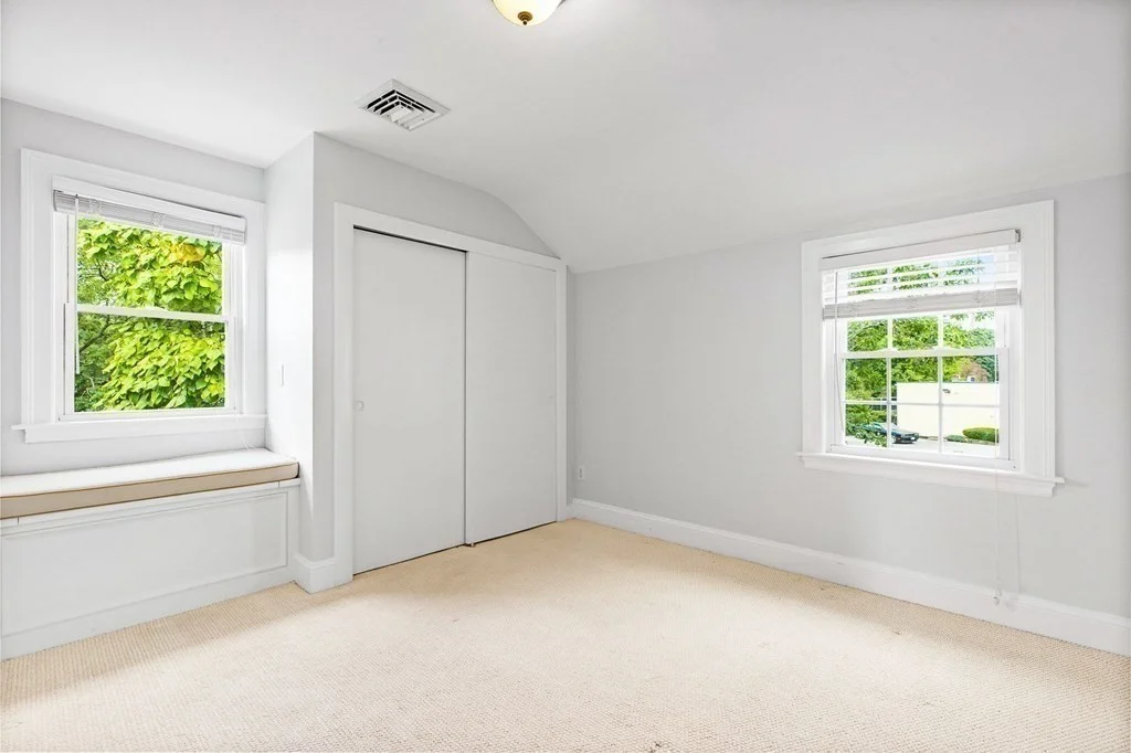2 bed, 1 bath apartment for rent at 4 Forget Me Not Ln Unit 2, Hingham Center — photo 8 of 11