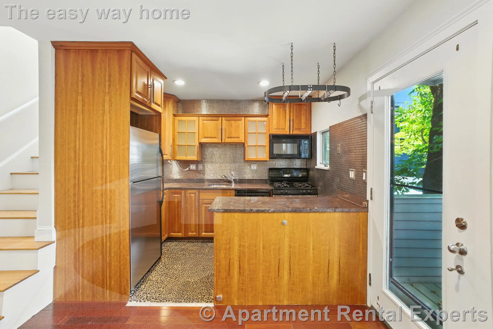 2 bed, 1 bath apartment for rent at 4 Fort Washington Pl, Cambridgeport — photo 4 of 37