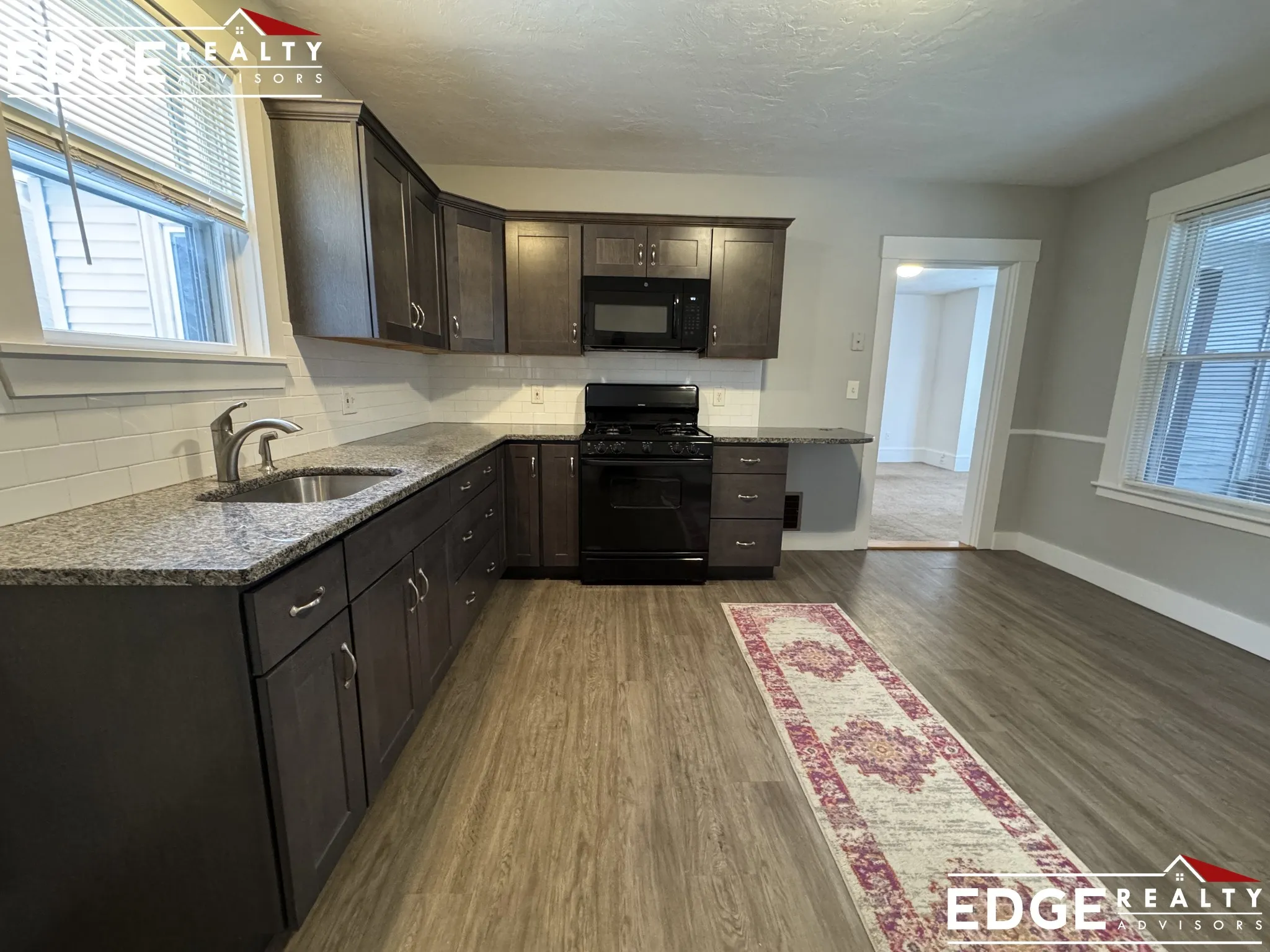 2 bed, 1 bath apartment for rent at 4 Franklin St Unit 2, Natick — photo 1 of 11