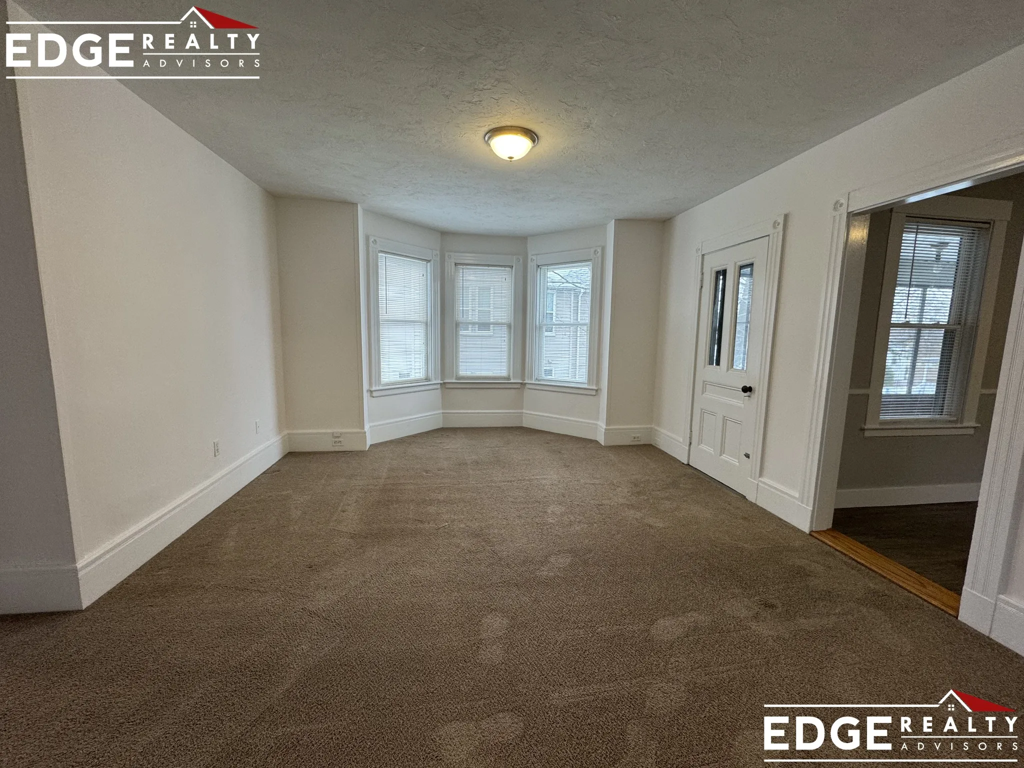 2 bed, 1 bath apartment for rent at 4 Franklin St Unit 2, Natick — photo 3 of 11
