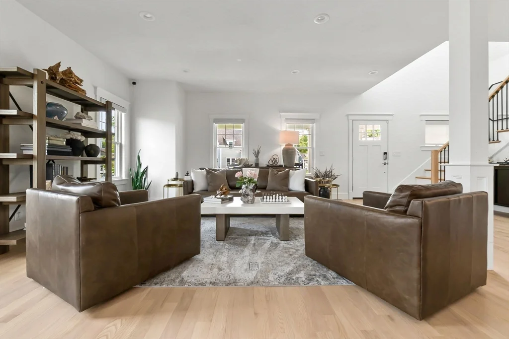 6 bed, 4+ bath apartment for rent at 4 Gabaree Ct, Newburyport — photo 23 of 41