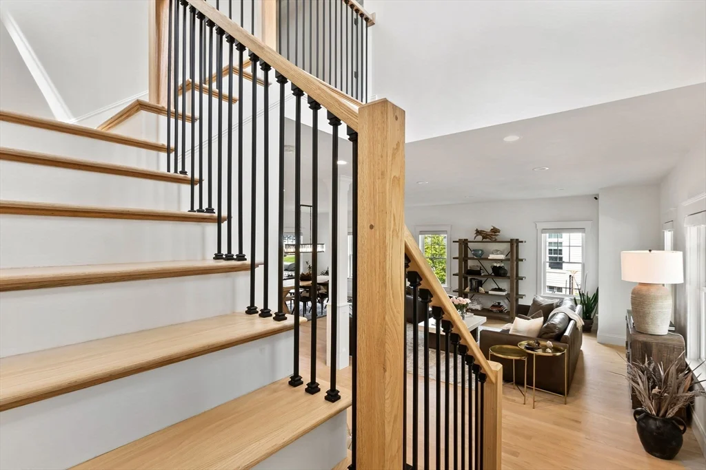 6 bed, 4+ bath apartment for rent at 4 Gabaree Ct, Newburyport — photo 27 of 41