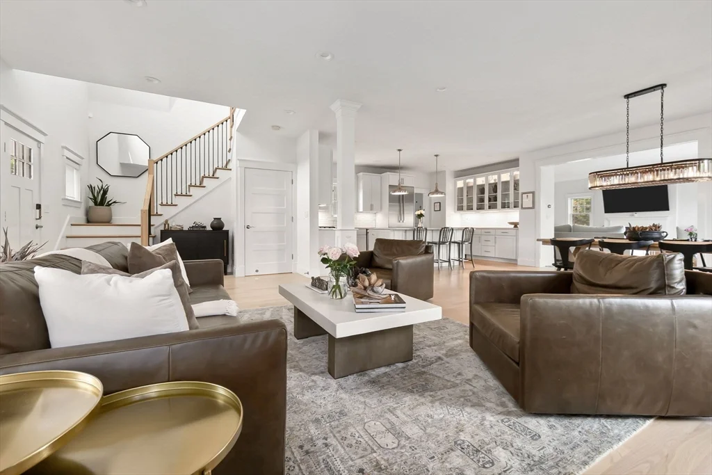 6 bed, 4+ bath apartment for rent at 4 Gabaree Ct, Newburyport — photo 24 of 41