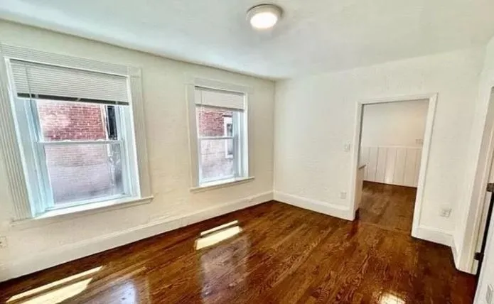 1 bed, 1 bath apartment for rent at 4 Garden Ct Unit 5C, North End — photo 6 of 9