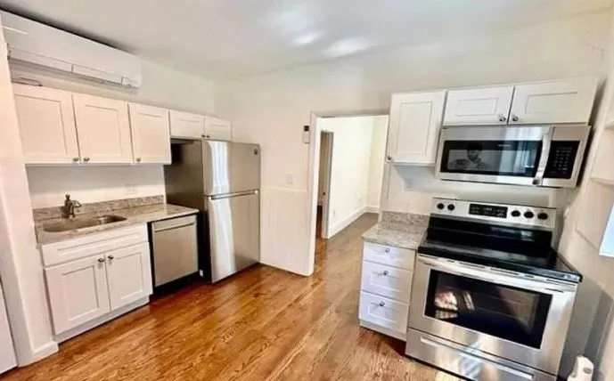1 bed, 1 bath apartment for rent at 4 Garden Ct Unit 5C, North End — photo 1 of 9