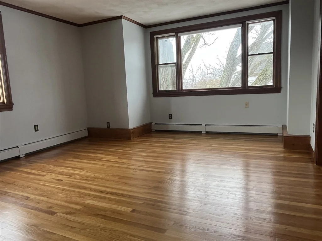 3 bed, 1 bath apartment for rent at 4 Gardner Unit 2, Peabody — photo 9 of 13