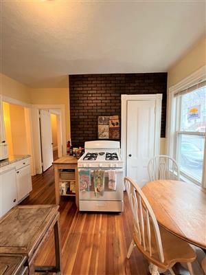 3 bed, 1 bath apartment for rent at 4 Gilson Ter Unit 1, Spring Hill — photo 3 of 11