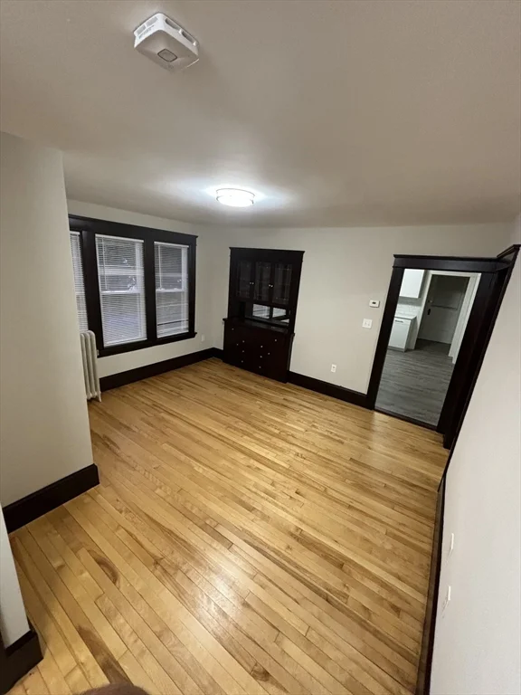 3 bed, 1 bath apartment for rent at 4 Glade St Unit 2, Worcester — photo 2 of 10