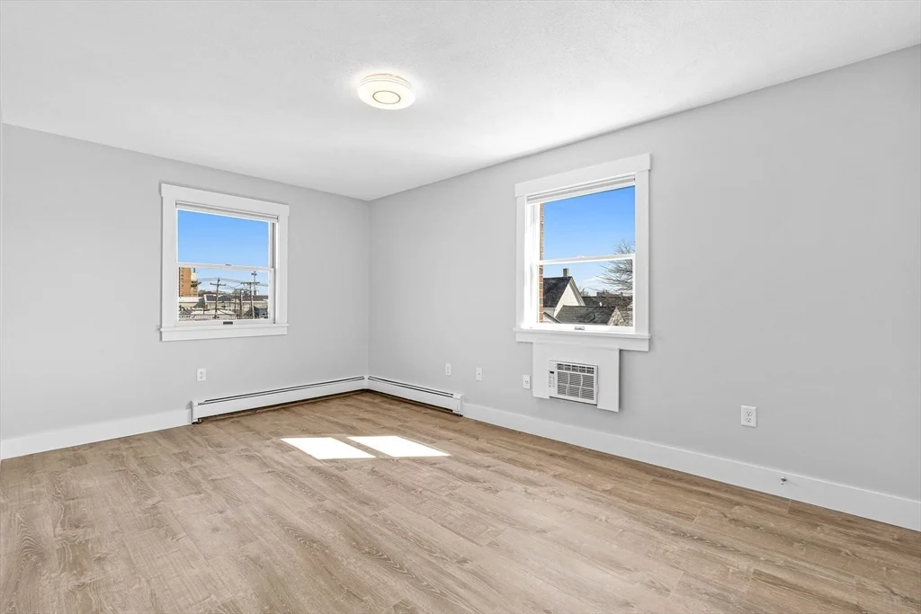 2 bed, 1 bath apartment for rent at 4 Golden Ct Unit 2, Medford — photo 15 of 17