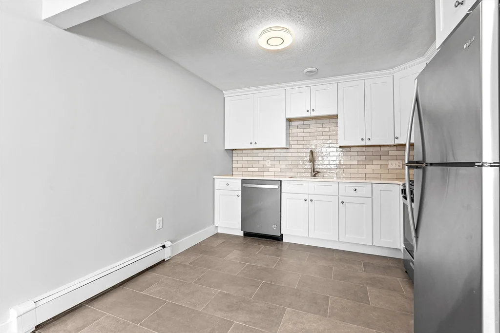 2 bed, 1 bath apartment for rent at 4 Golden Ct Unit 7, Medford — photo 17 of 17