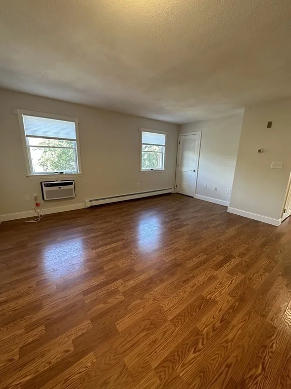 2 bed, 1 bath apartment for rent at 4 Golden Ct Unit 8, Tufts University — photo 10 of 15