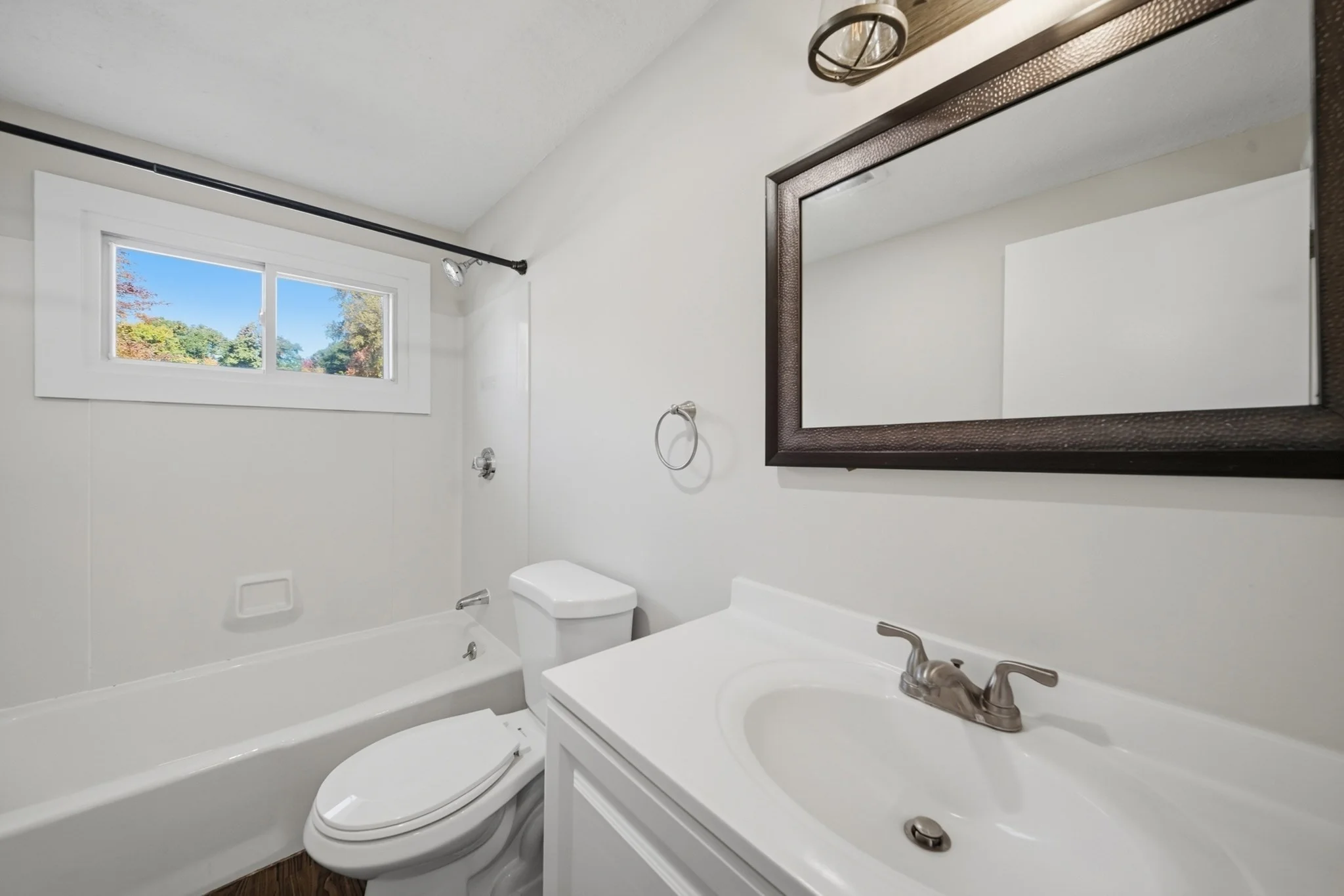 2 bed, 1 bath apartment for rent at 4 Greenleaf Unit 4C, Merrimac — photo 12 of 24