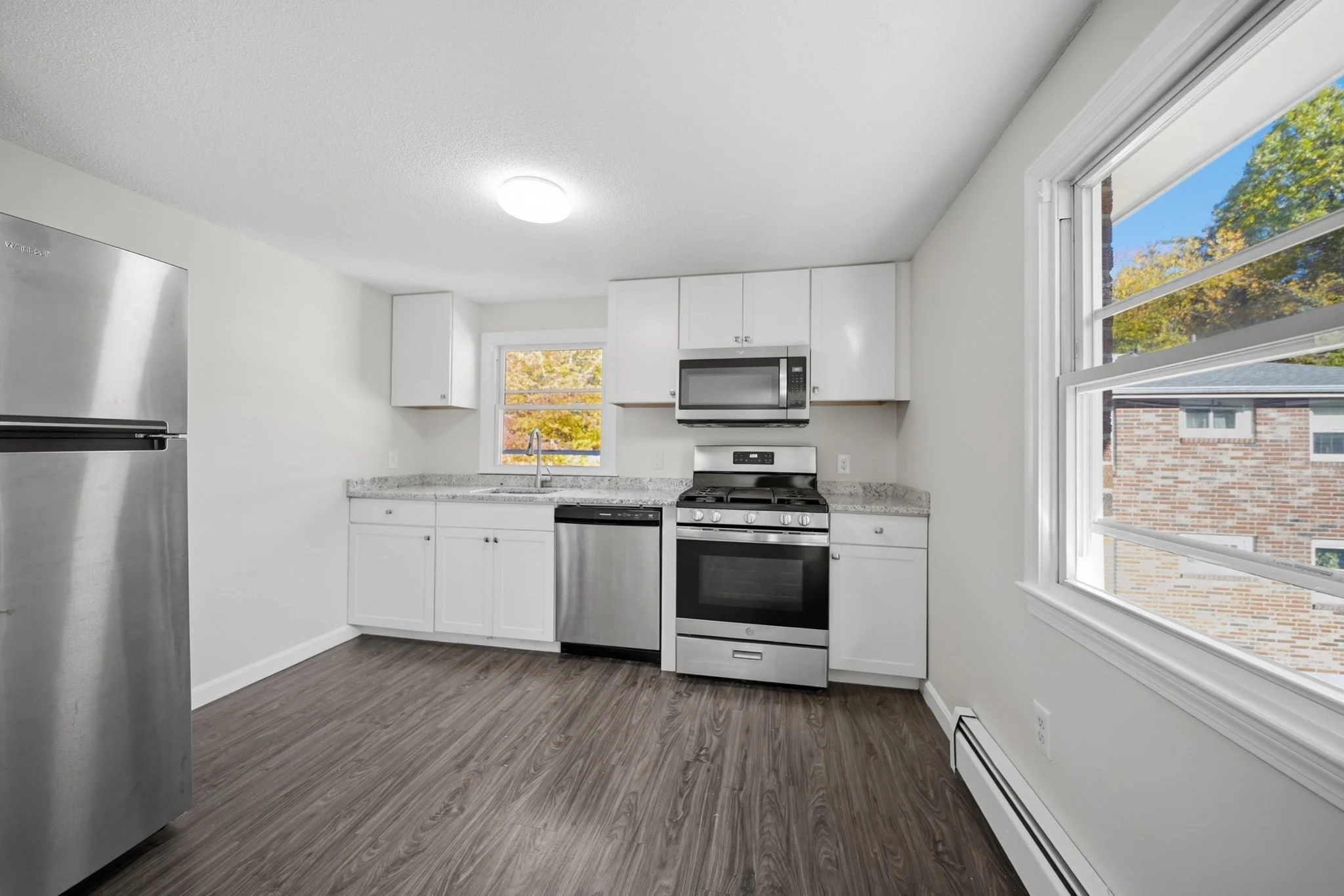 2 bed, 1 bath apartment for rent at 4 Greenleaf Unit 4C, Merrimac — photo 7 of 24