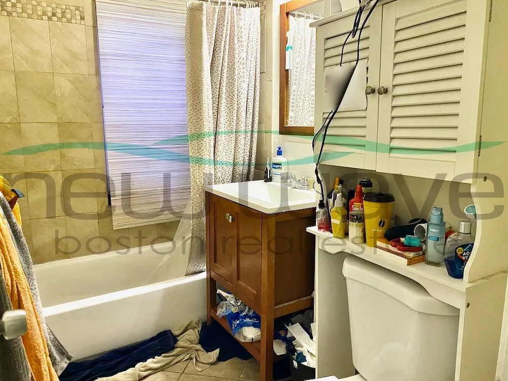 1 bed, 1 bath apartment for rent at 4 Greenwich Park Unit 3, South End — photo 4 of 15