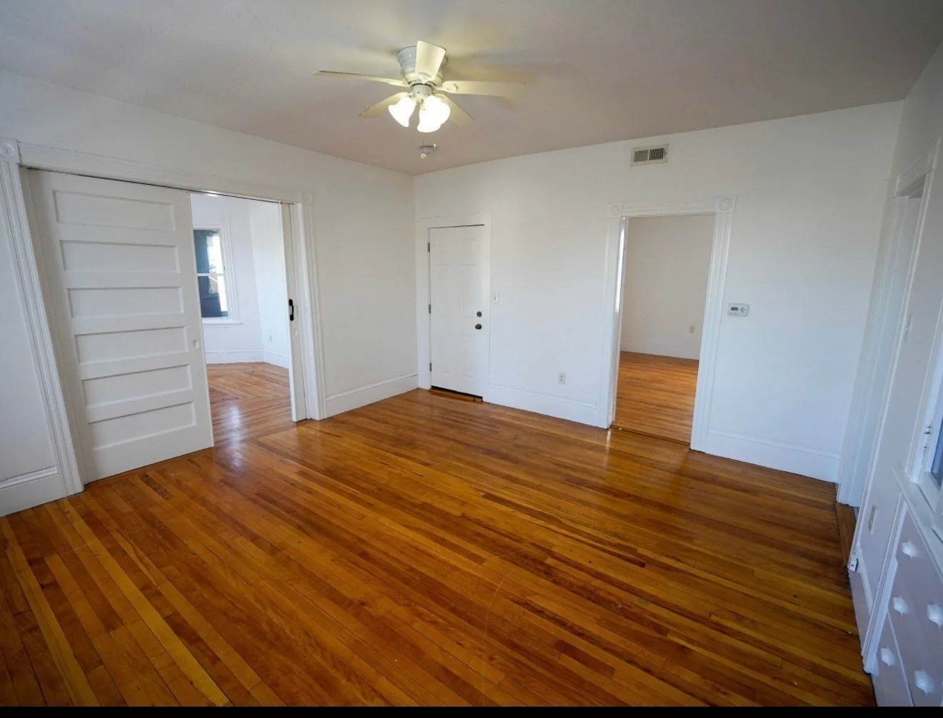 3 bed, 1 bath apartment for rent at 4 Greenwood St Unit 3-Room, Worcester — photo 13 of 13