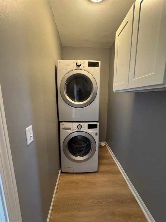 4 bed, 1 bath apartment for rent at 4 Greenwood Unit 2, Worcester — photo 8 of 8