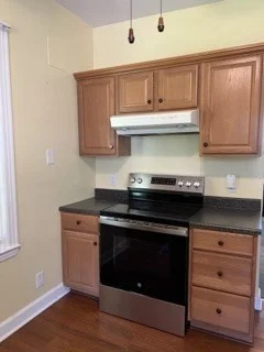 1 bed, 1 bath apartment for rent at 4 Grove St Unit 1, North Westport — photo 2 of 13
