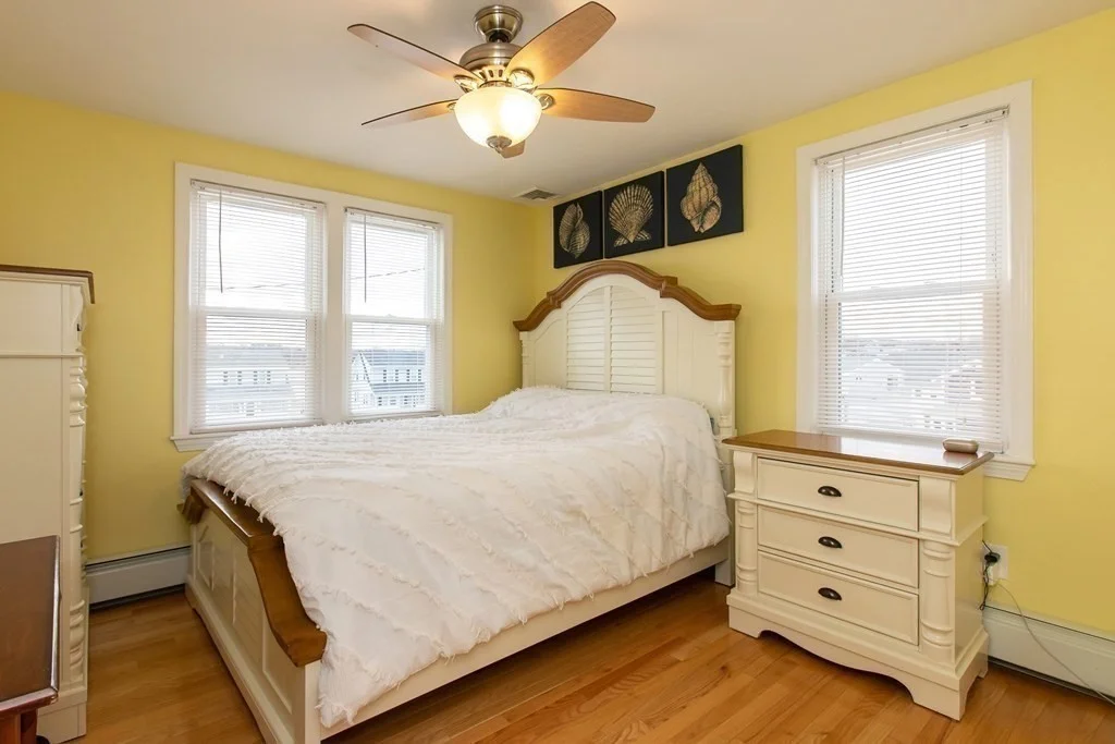 4 bed, 2 bath apartment for rent at 4 Gunrock Ave Unit 1, Hull — photo 11 of 19