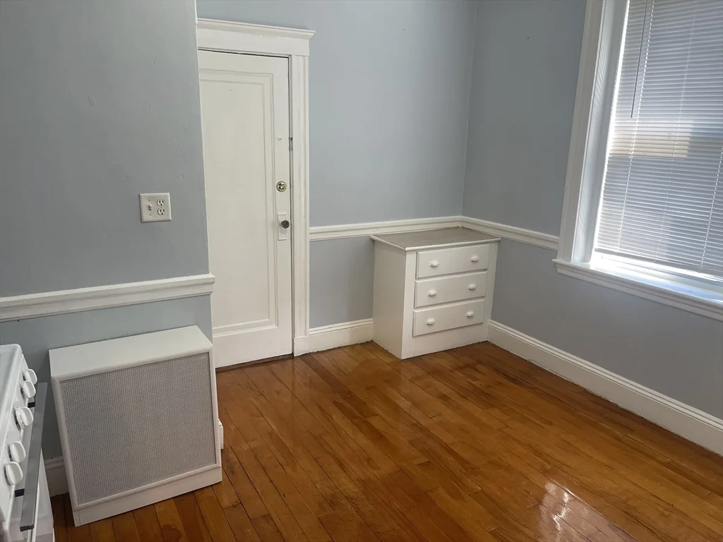 1 bed, 1 bath apartment for rent at 4 Hancock St Unit 5, Malden — photo 1 of 6