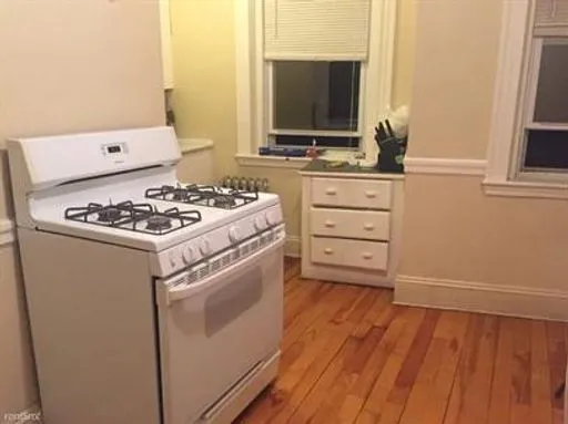 Studio bed, 1 bath apartment for rent at 4 Hancock St Unit 7, Malden — photo 1 of 5