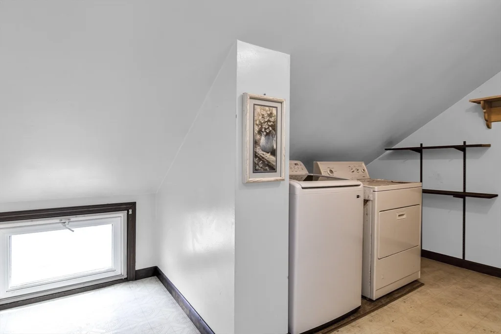 4 bed, 1 bath apartment for rent at 4 Hardwick Rd, Natick — photo 12 of 20