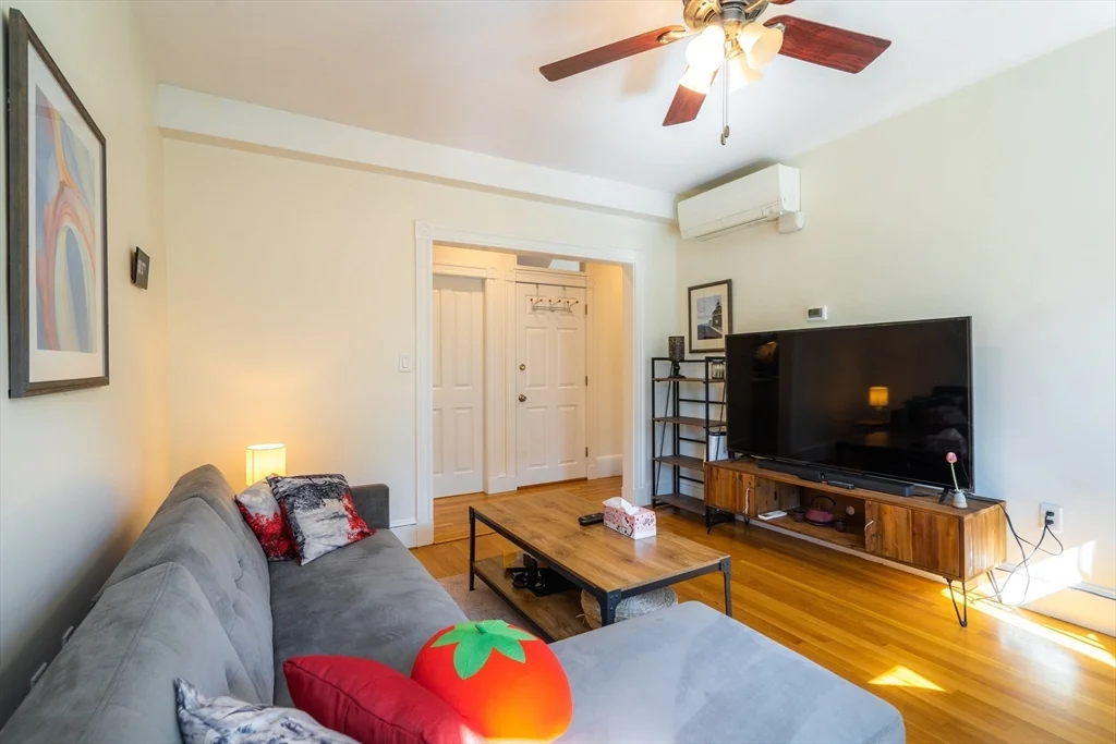 3 bed, 1 bath apartment for rent at 4 Hardwick St Unit 2, Cambridgeport — photo 14 of 19