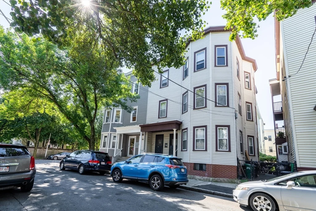 3 bed, 1 bath apartment for rent at 4 Hardwick St Unit 2, Cambridgeport — photo 19 of 19
