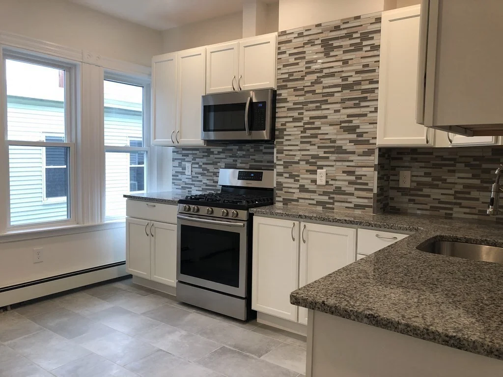 3 bed, 1 bath apartment for rent at 4 Hardwick St Unit 3, Kendall Square — photo 3 of 14