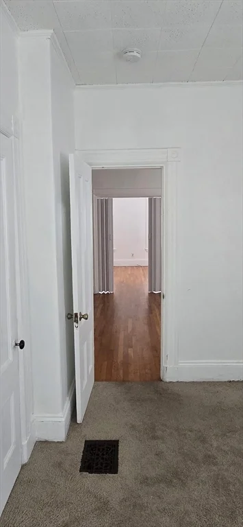 2 bed, 1 bath apartment for rent at 4 Harris Ave Unit 1, Everett — photo 8 of 11