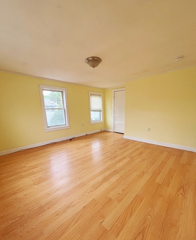3 bed, 1 bath apartment for rent at 4 Harrison St Unit 2, Natick — photo 3 of 15