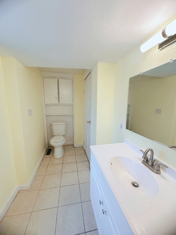 3 bed, 1 bath apartment for rent at 4 Harrison St Unit 2, Natick — photo 14 of 15
