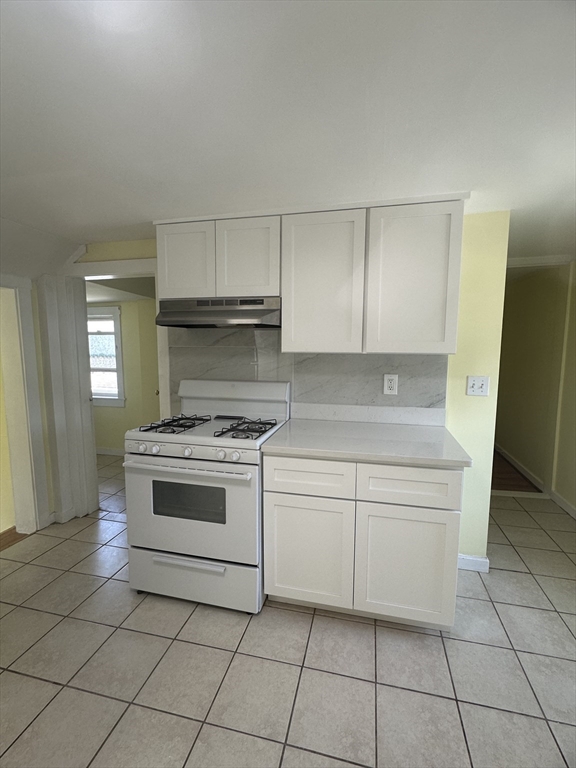 3 bed, 1 bath apartment for rent at 4 Harrison St Unit 2, Natick — photo 10 of 15