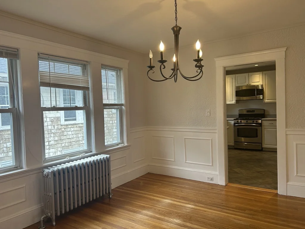 3 bed, 1 bath apartment for rent at 4 Harvard Rd Unit 0, Belmont — photo 19 of 36