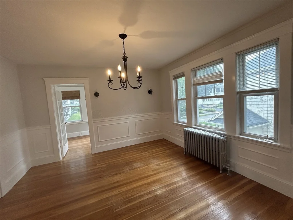 3 bed, 1 bath apartment for rent at 4 Harvard Rd Unit 0, Belmont — photo 20 of 36